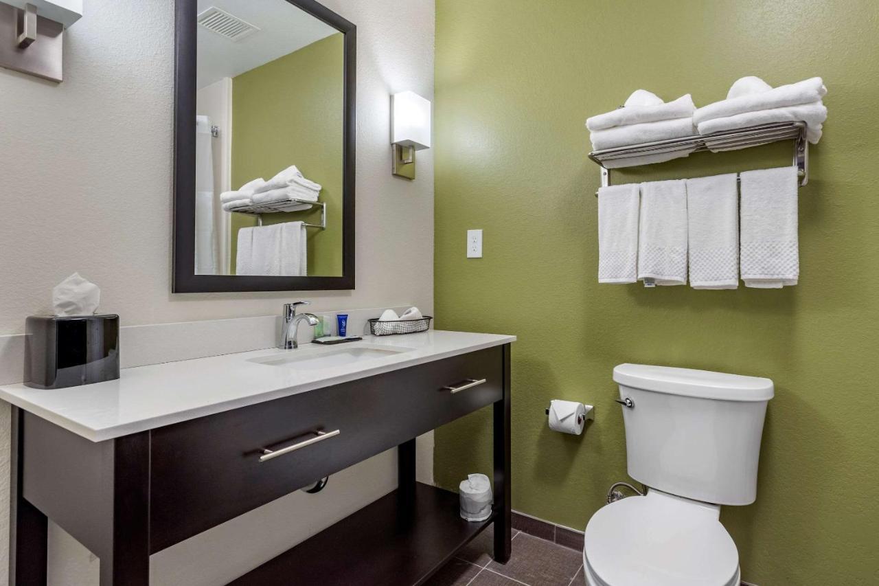 Sleep Inn & Suites Crosby Eksteriør bilde